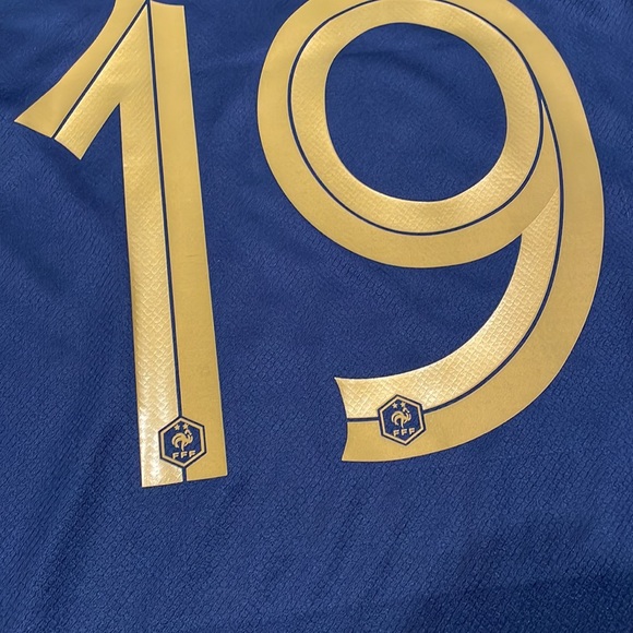 Men's Nike Benzema France Home Jersey 2022 size L brand new with tag - Picture 9 of 9